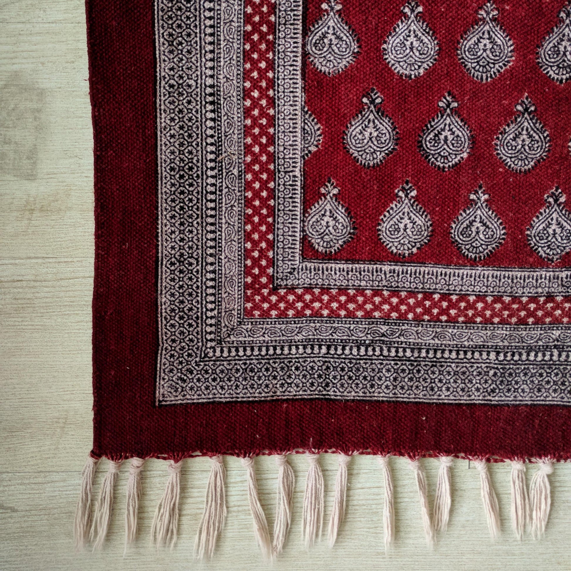 Paisley Jaal Hand-block Print Rug - Red White-2