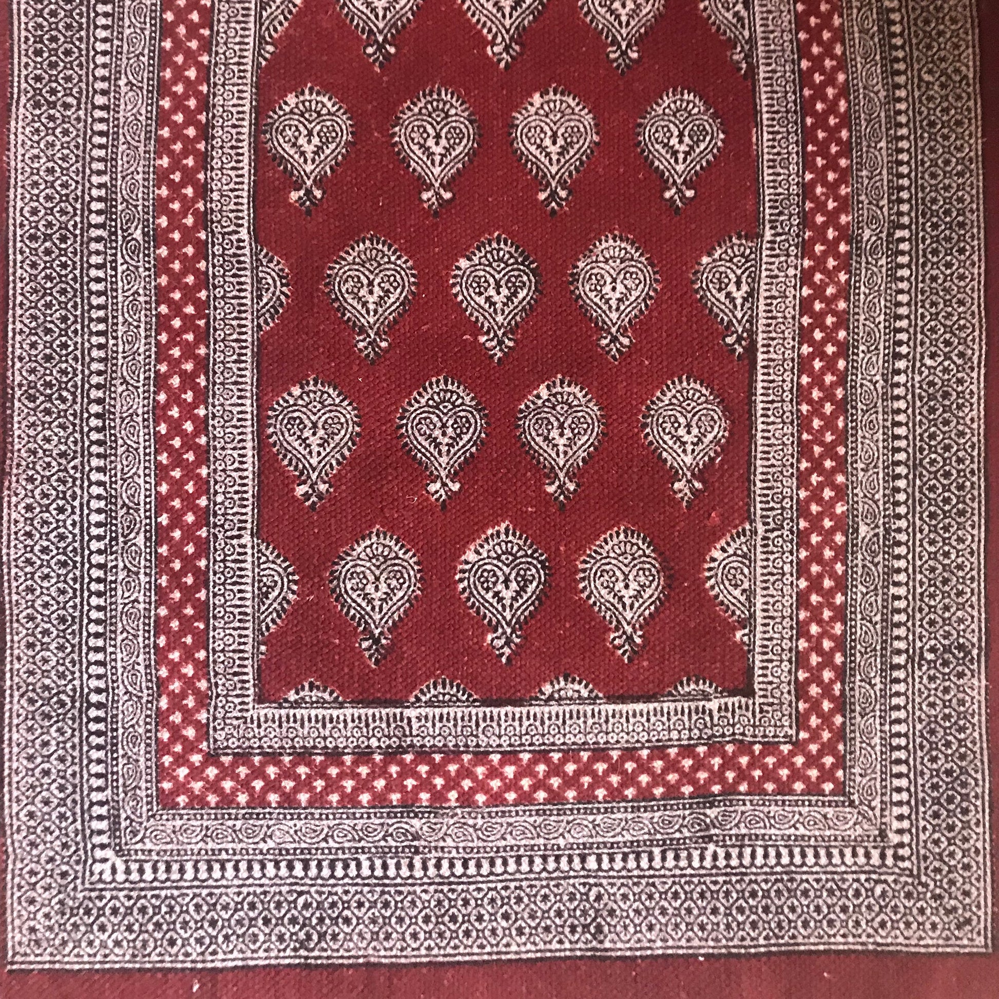 Paisley Jaal Hand-block Print Rug - Red White-4